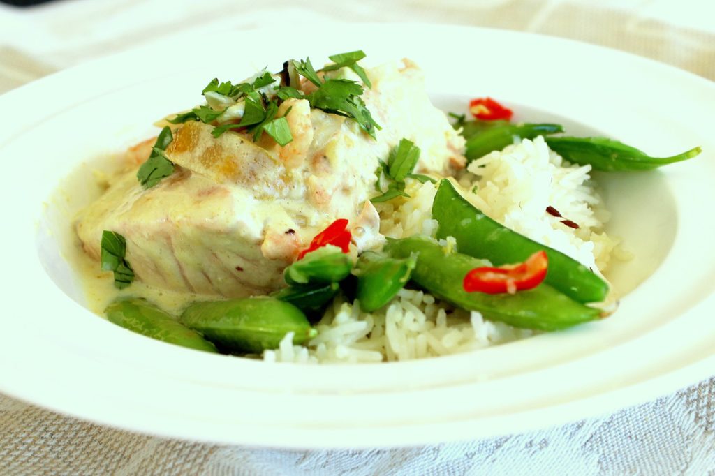 Fast and Easy – Salmon Poached in Coconut Milk, Thai Chilies and Lemon
